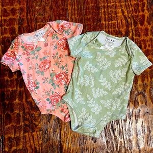 Nicole Miller New York Set of 2 Onesies 3-6M